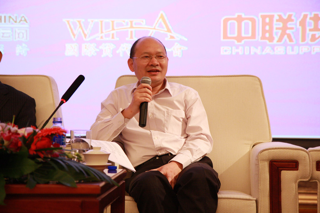 Mr.Lu Xiaoqun,Gerneral Manager of SME Credit Department Hua Xia Bank