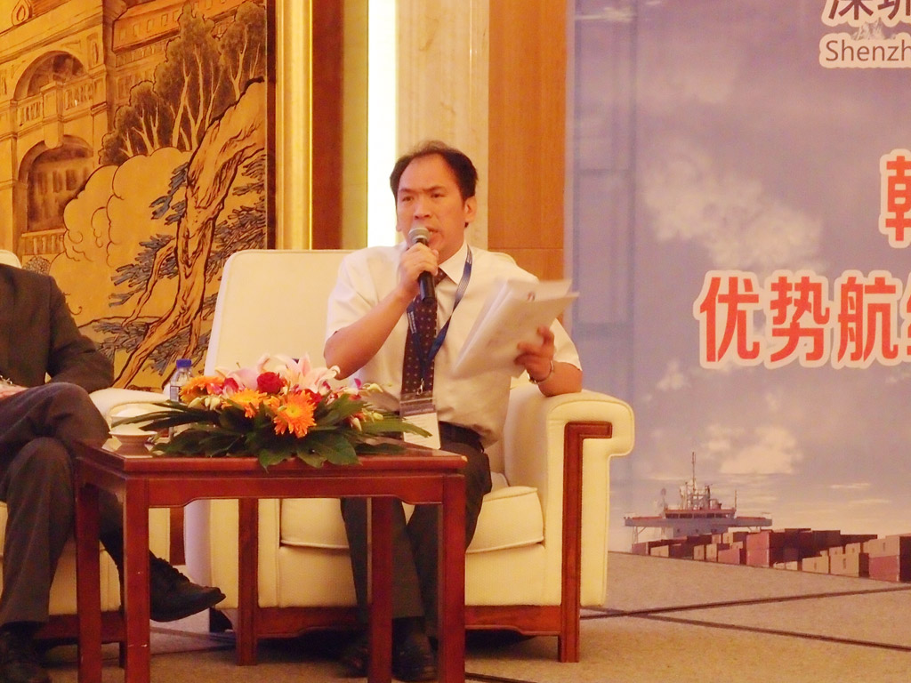 Mr.Mei Zangbin, Senior Researcher of Sinotrans & CSC Holdings Co., Ltd.