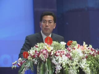 Mr. Kang Shuchun, CEO of Shippingchina.com, makes opening address
