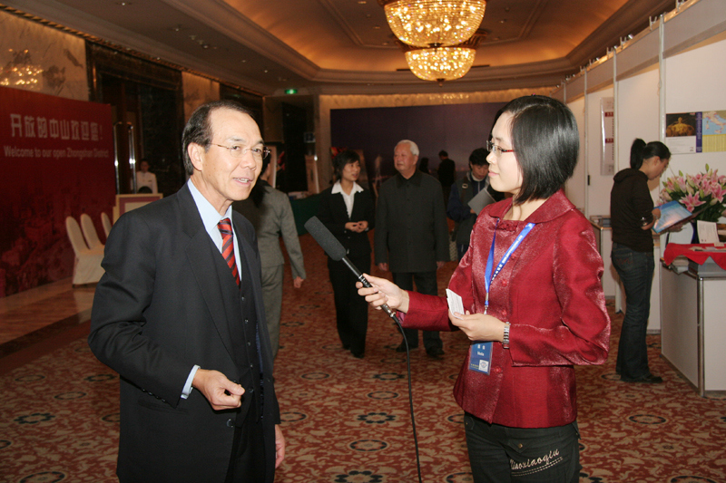 黄桂林先生接受本网记者采访