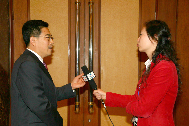 The CEO of SHIPPINGCHINA.COM Mr. Kang Shuchun is interviewed by CCTV