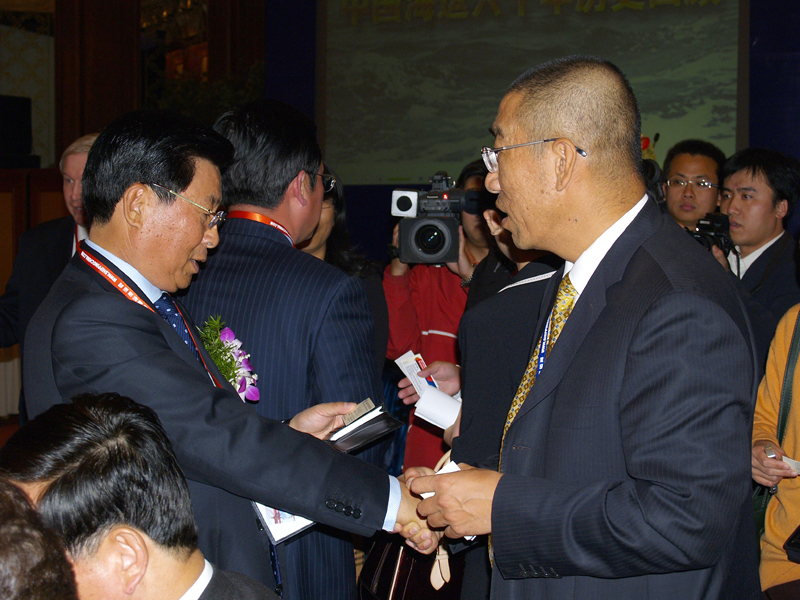 Mr. Wei Jiafu, COSCO president and Professor Liu Bin